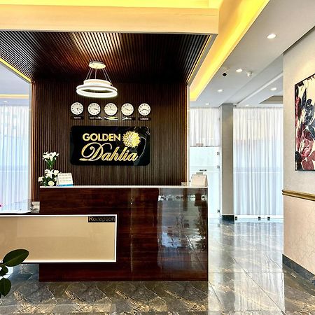 クウェート Golden Dahlia Fintasアパートホテル エクステリア 写真